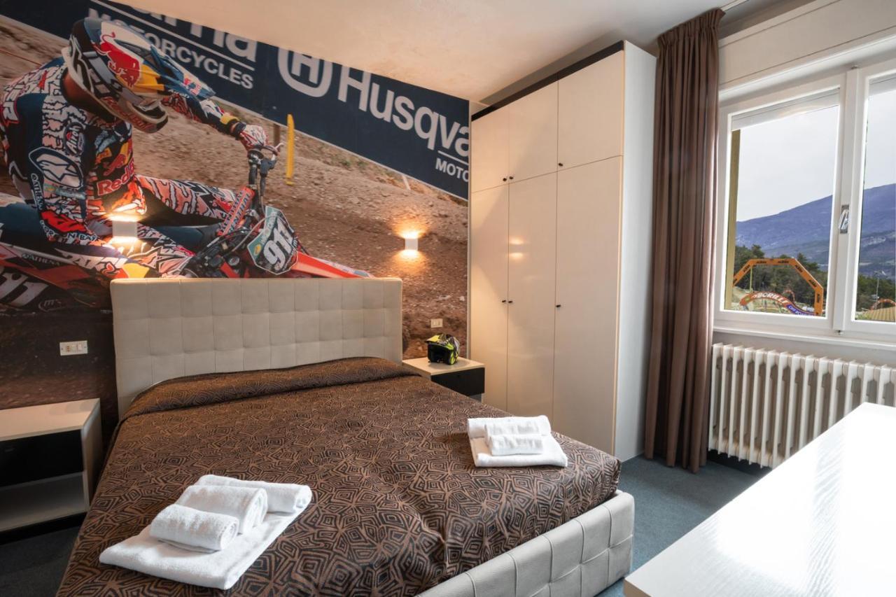 Hotel Ciclamino Pietramurata Extérieur photo