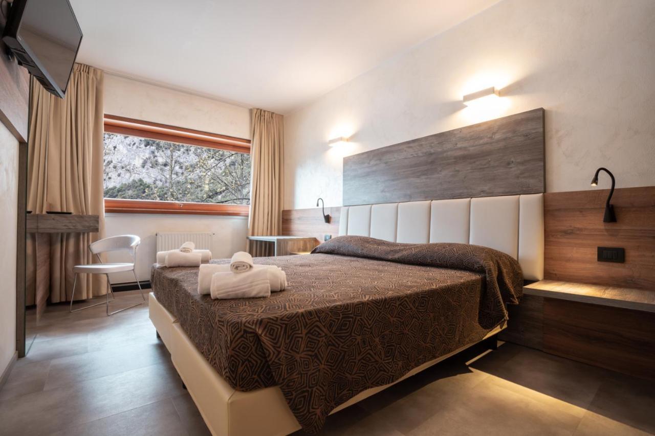 Hotel Ciclamino Pietramurata Extérieur photo